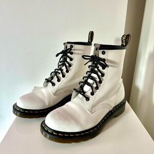 White Dr. Martens 1460 Smooth Leather Lace Up Boots - Size 9